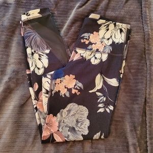 Old Navy Flower Activewear Leggings